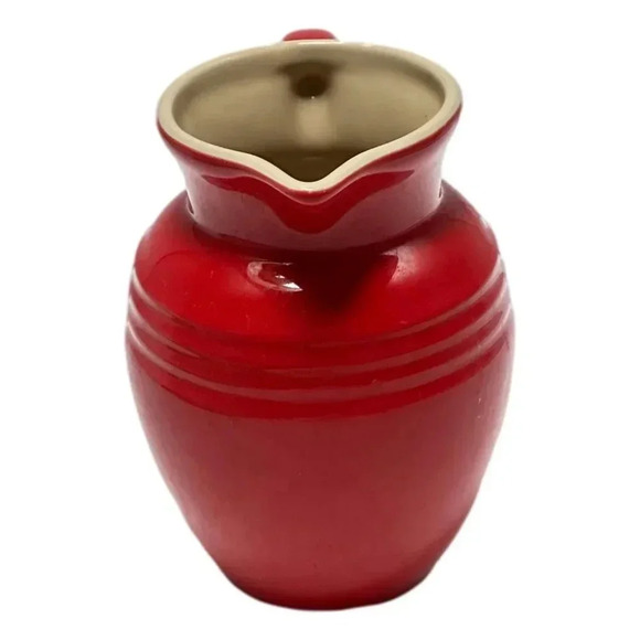 Le Crueset Milk Jug Stoneware Red Pottery 23 oz Ceramic - Picture 5 of 9